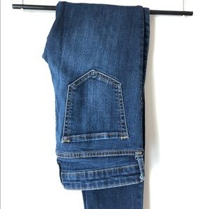 Women’s Gap blue jeans